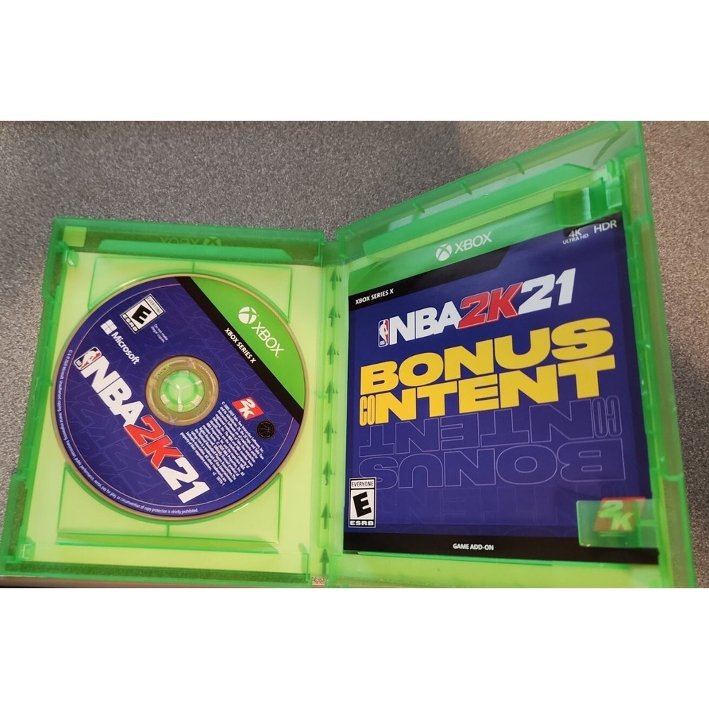 NBA 2K21 -‎ Xbox Series X Basketball EA Sports 2020 - Picture 3 of 3